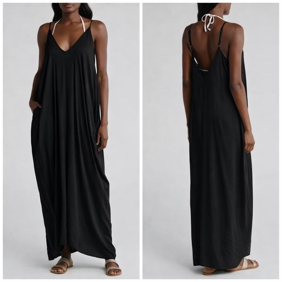 Elan Other - Elan V-Back Cover-Up Maxi Dress in black, size L